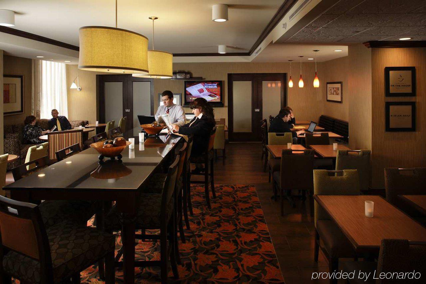 Hampton Inn Asheville - Biltmore Area Restoran gambar